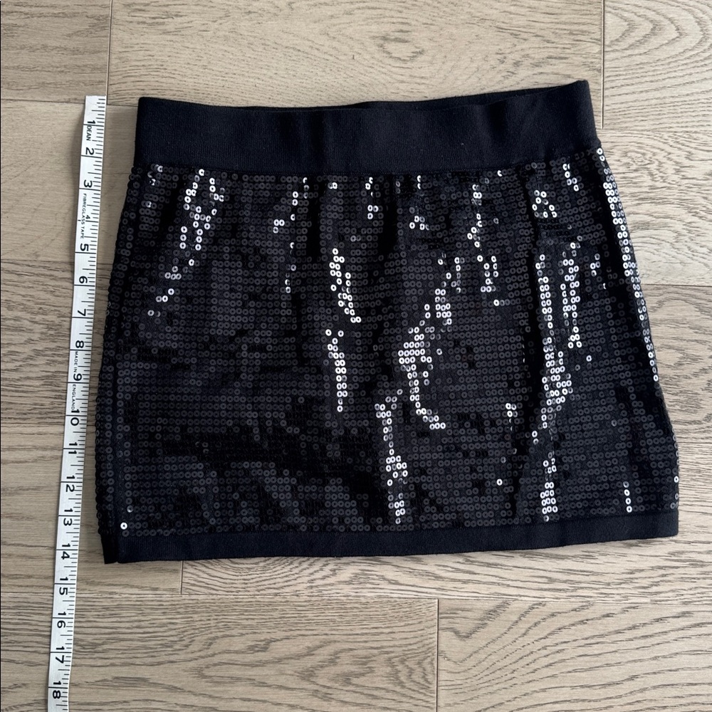 Forever 21 Black Sequin Mini Skirt -Medium - Picture 6 of 12